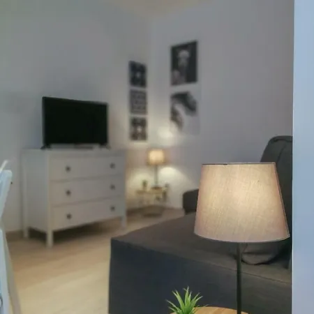 Bmyt - The 아파트 리스본