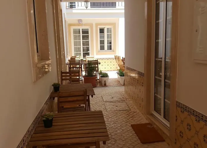 Bmyt - The Διαμέρισμα *